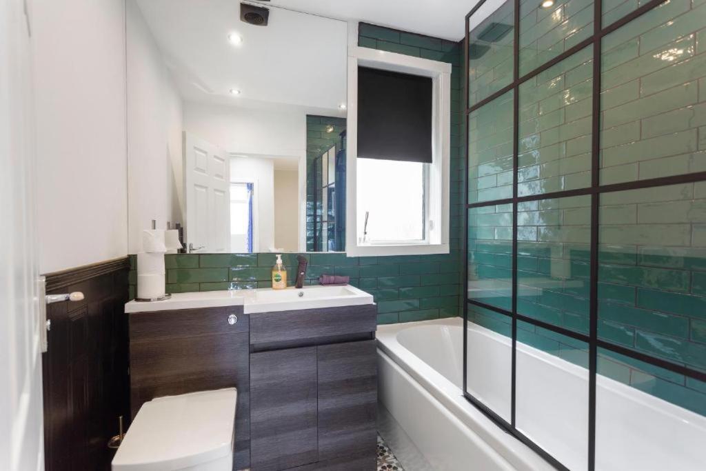 הוילה Stylish 3 Bed Edinburgh Abode - Parking And Garden מראה חיצוני תמונה